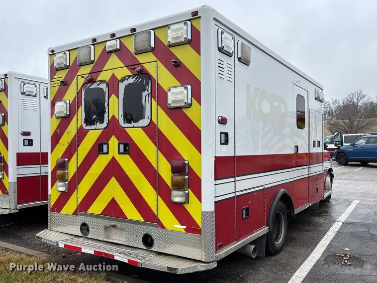 image for item FB3557 2016 Chevrolet Express G4500 ambulance