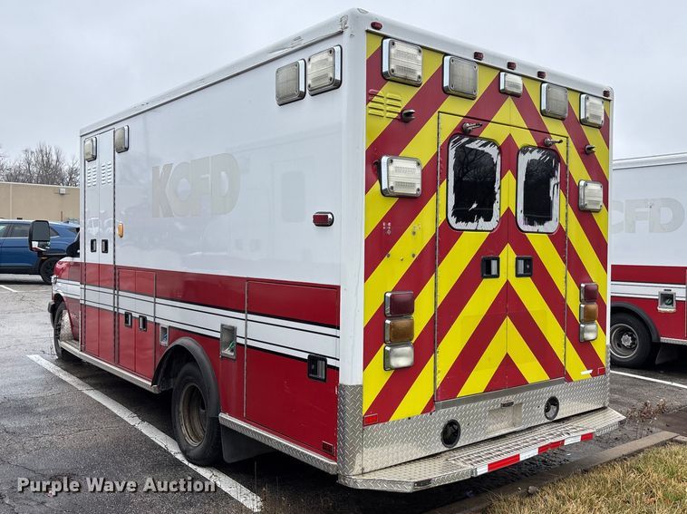 image for item FB3557 2016 Chevrolet Express G4500 ambulance