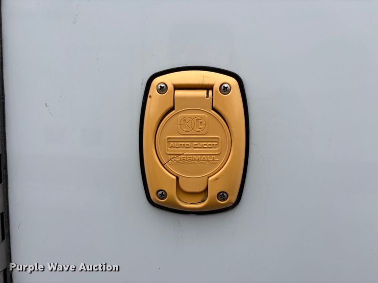 image for item FB3557 2016 Chevrolet Express G4500 ambulance