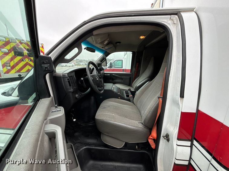 image for item FB3557 2016 Chevrolet Express G4500 ambulance