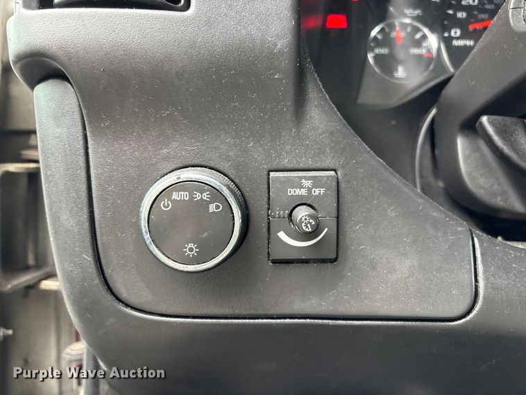 image for item FB3557 2016 Chevrolet Express G4500 ambulance