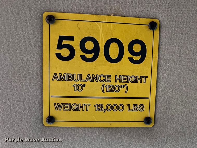 image for item FB3557 2016 Chevrolet Express G4500 ambulance