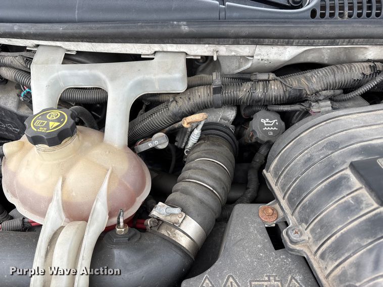 image for item FB3557 2016 Chevrolet Express G4500 ambulance