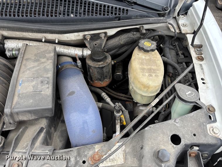 image for item FB3557 2016 Chevrolet Express G4500 ambulance