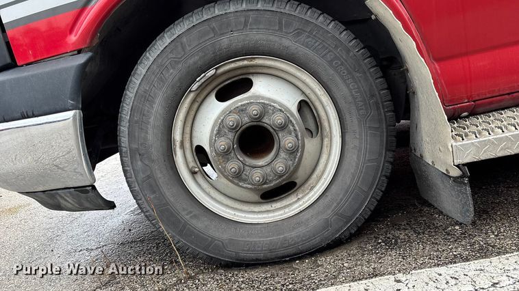 image for item FB3557 2016 Chevrolet Express G4500 ambulance