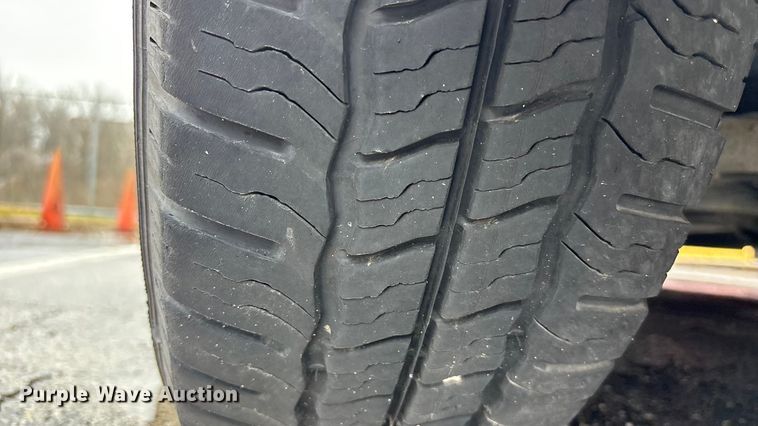 image for item FB3557 2016 Chevrolet Express G4500 ambulance