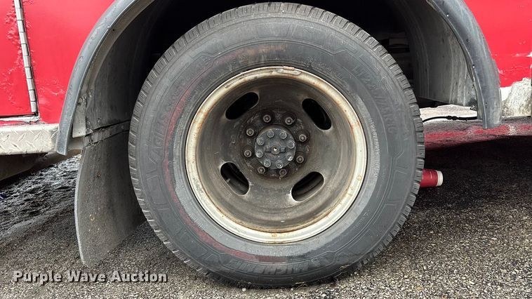 image for item FB3557 2016 Chevrolet Express G4500 ambulance