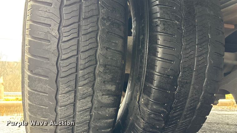 image for item FB3557 2016 Chevrolet Express G4500 ambulance