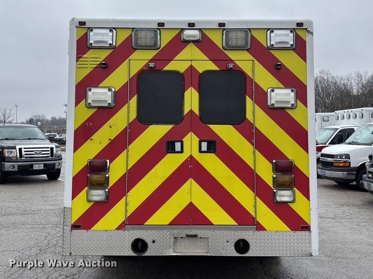 image for item FB3558 2016 Chevrolet Express G4500 ambulance