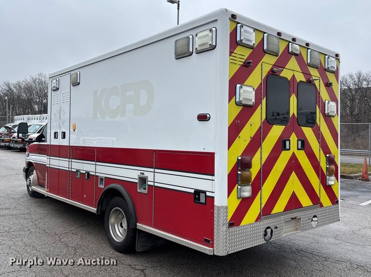 image for item FB3558 2016 Chevrolet Express G4500 ambulance