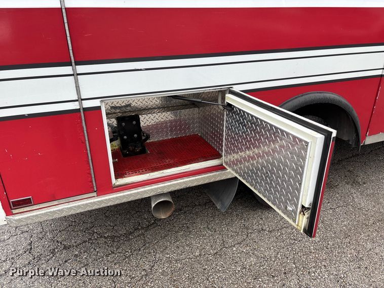 image for item FB3558 2016 Chevrolet Express G4500 ambulance