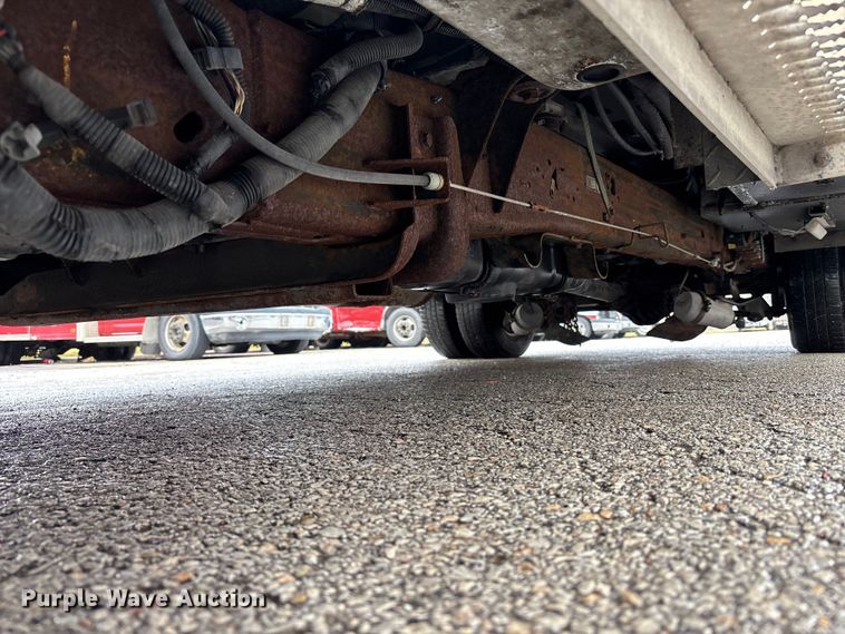 image for item FB3558 2016 Chevrolet Express G4500 ambulance