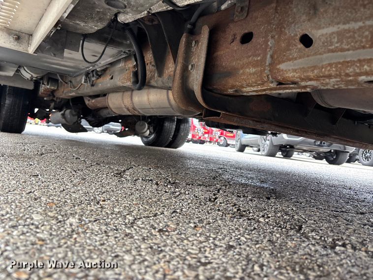 image for item FB3558 2016 Chevrolet Express G4500 ambulance