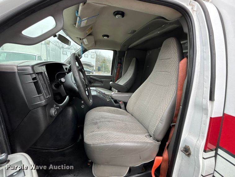 image for item FB3558 2016 Chevrolet Express G4500 ambulance
