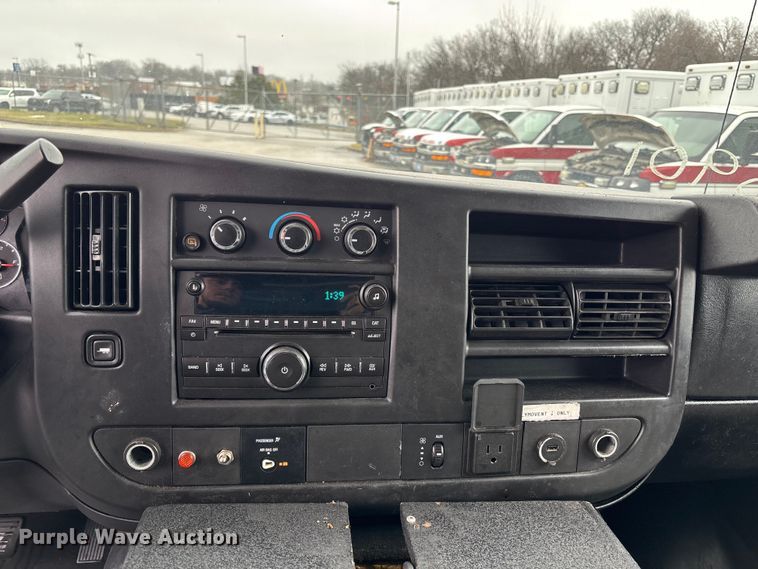 image for item FB3558 2016 Chevrolet Express G4500 ambulance