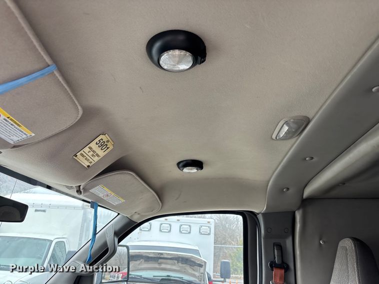 image for item FB3558 2016 Chevrolet Express G4500 ambulance