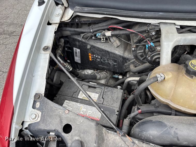 image for item FB3558 2016 Chevrolet Express G4500 ambulance