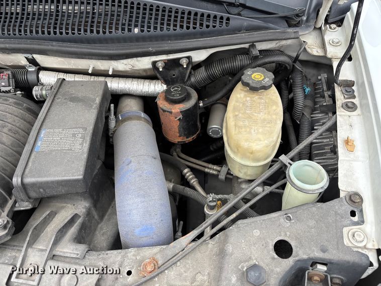 image for item FB3558 2016 Chevrolet Express G4500 ambulance