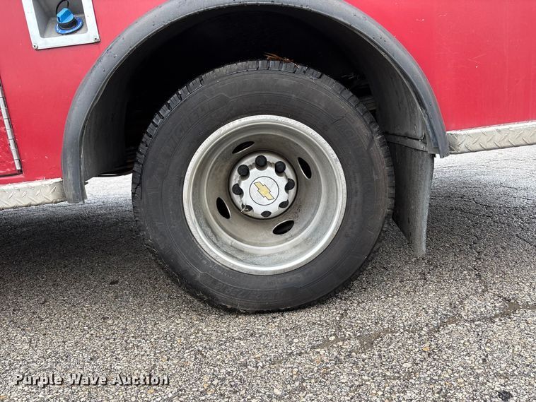 image for item FB3558 2016 Chevrolet Express G4500 ambulance