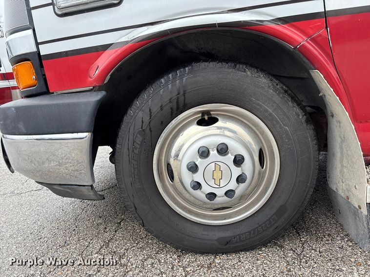 image for item FB3558 2016 Chevrolet Express G4500 ambulance