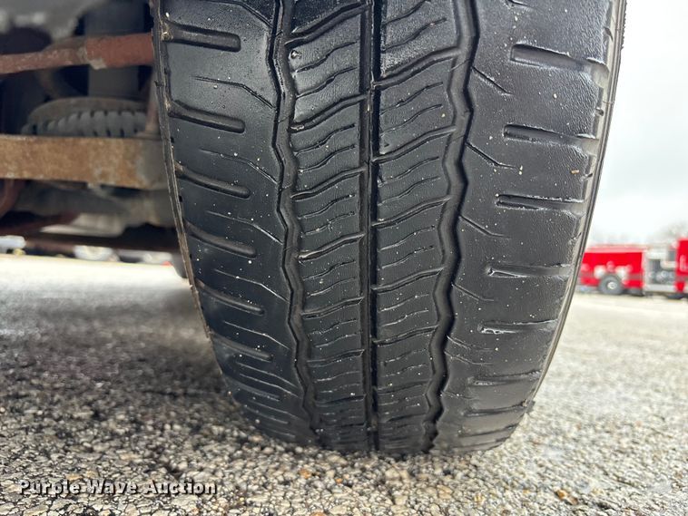 image for item FB3558 2016 Chevrolet Express G4500 ambulance