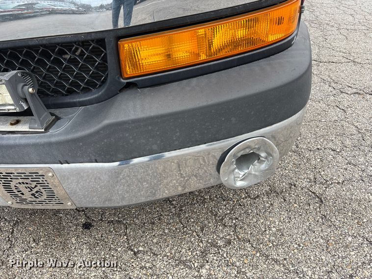 image for item FB3559 2016 Chevrolet Express G4500 ambulance