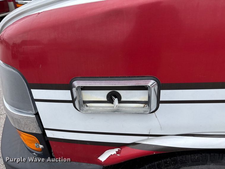 image for item FB3559 2016 Chevrolet Express G4500 ambulance