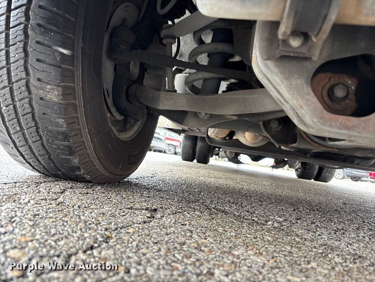 image for item FB3559 2016 Chevrolet Express G4500 ambulance