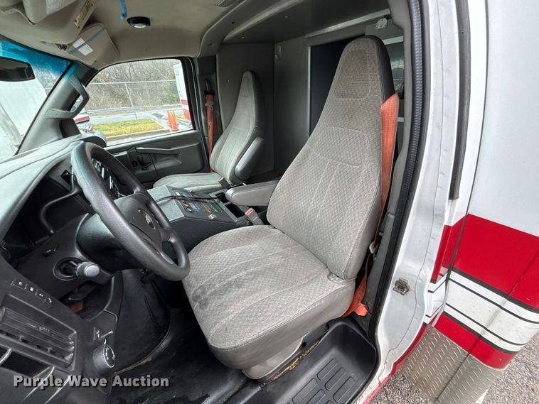 image for item FB3559 2016 Chevrolet Express G4500 ambulance
