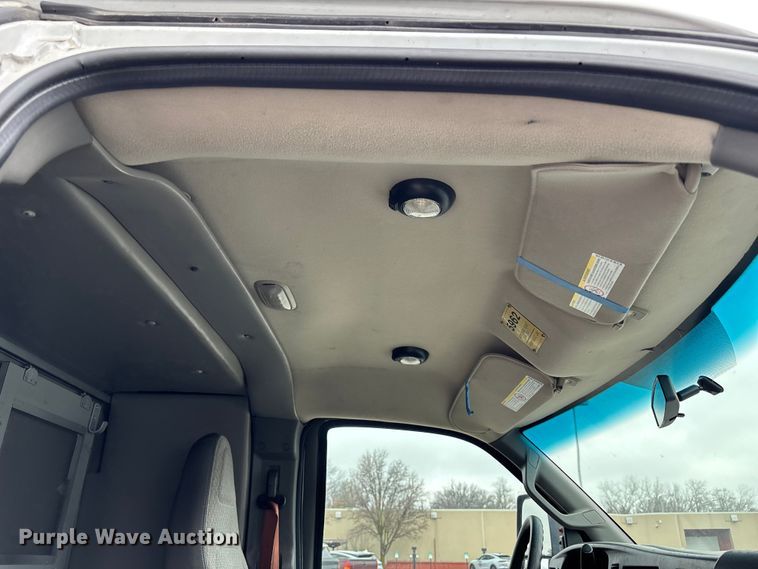 image for item FB3559 2016 Chevrolet Express G4500 ambulance