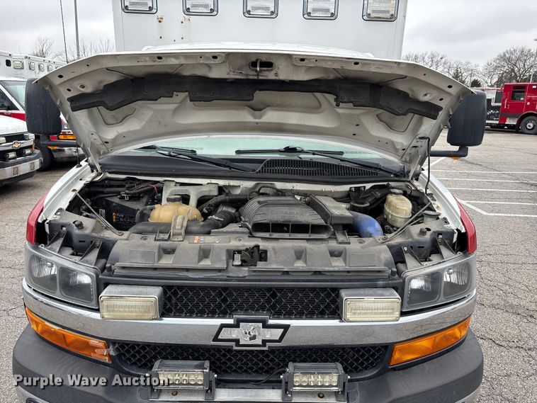 image for item FB3559 2016 Chevrolet Express G4500 ambulance