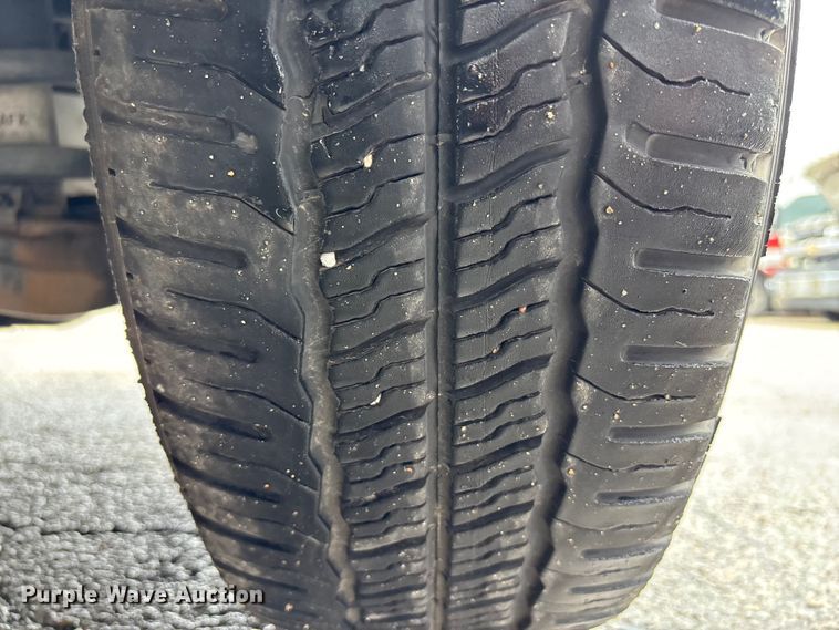 image for item FB3559 2016 Chevrolet Express G4500 ambulance