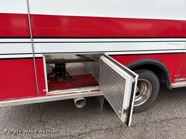 image for item FB3560 2016 Chevrolet Express G4500 ambulance