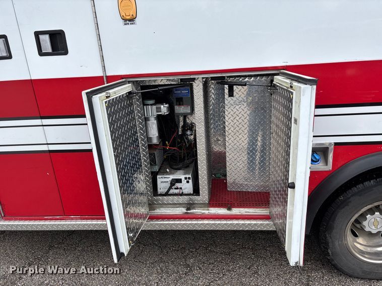 image for item FB3560 2016 Chevrolet Express G4500 ambulance