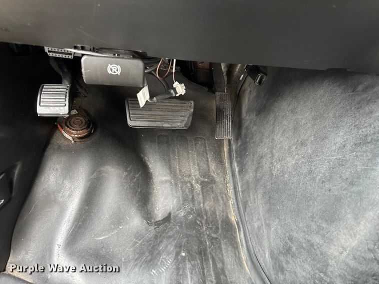 image for item FB3560 2016 Chevrolet Express G4500 ambulance