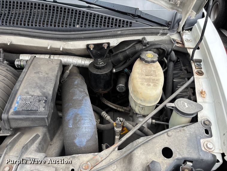 image for item FB3560 2016 Chevrolet Express G4500 ambulance