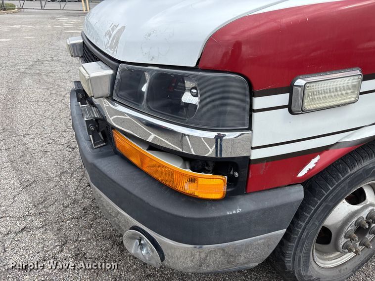 image for item FB3561 2016 Chevrolet Express G4500 ambulance