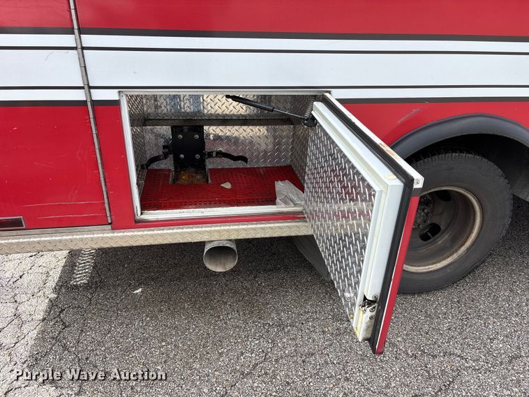 image for item FB3561 2016 Chevrolet Express G4500 ambulance