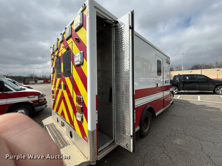 image for item FB3561 2016 Chevrolet Express G4500 ambulance