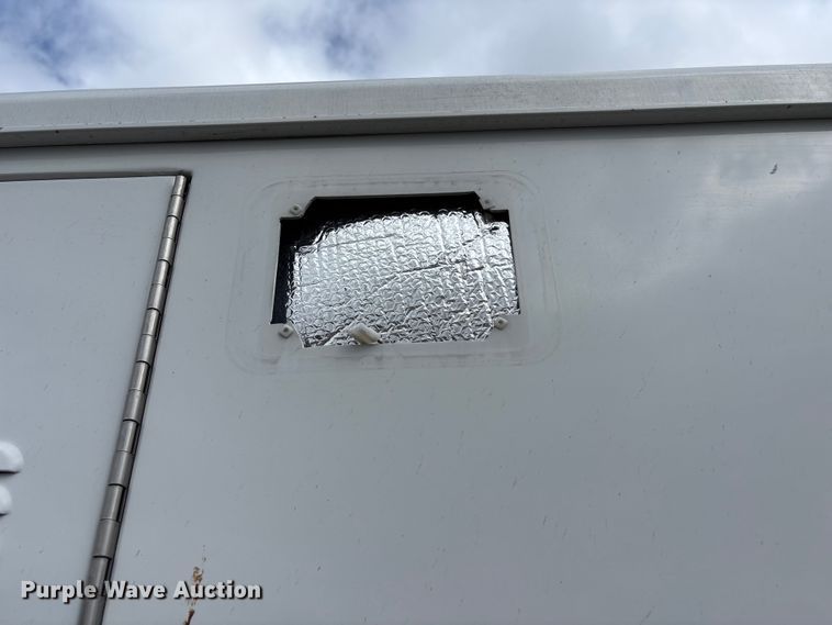 image for item FB3561 2016 Chevrolet Express G4500 ambulance