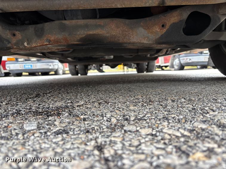 image for item FB3561 2016 Chevrolet Express G4500 ambulance