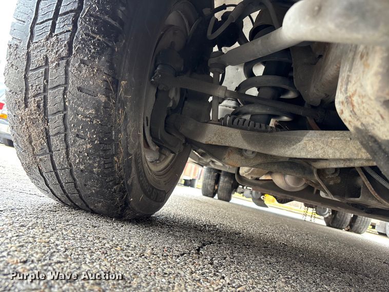 image for item FB3561 2016 Chevrolet Express G4500 ambulance