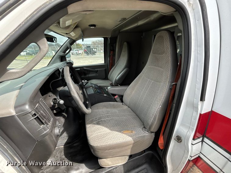 image for item FB3561 2016 Chevrolet Express G4500 ambulance