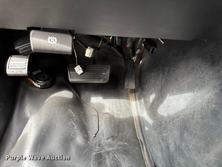 image for item FB3561 2016 Chevrolet Express G4500 ambulance