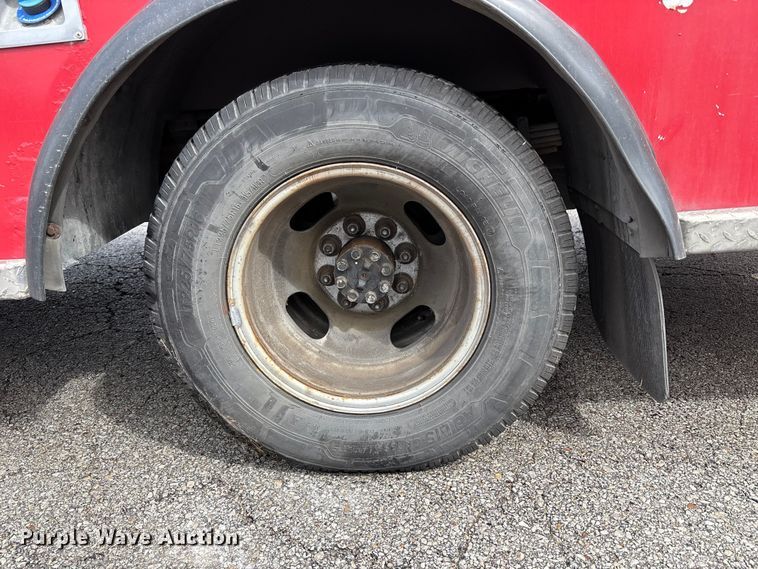 image for item FB3561 2016 Chevrolet Express G4500 ambulance