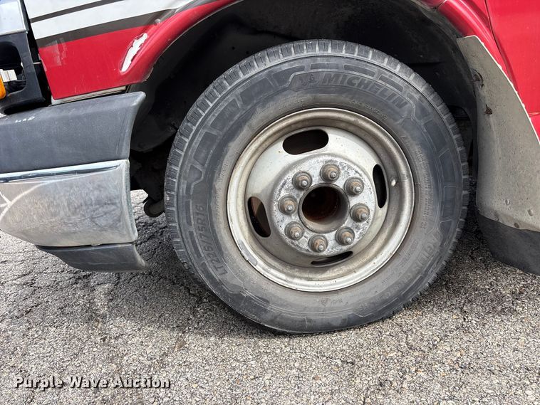 image for item FB3561 2016 Chevrolet Express G4500 ambulance