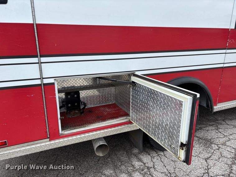 image for item FB3562 2016 Chevrolet Express G4500 ambulance