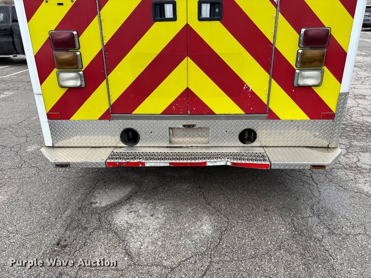 image for item FB3562 2016 Chevrolet Express G4500 ambulance