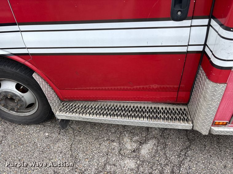 image for item FB3562 2016 Chevrolet Express G4500 ambulance