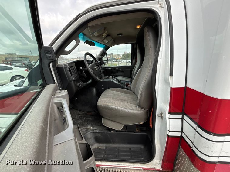 image for item FB3562 2016 Chevrolet Express G4500 ambulance